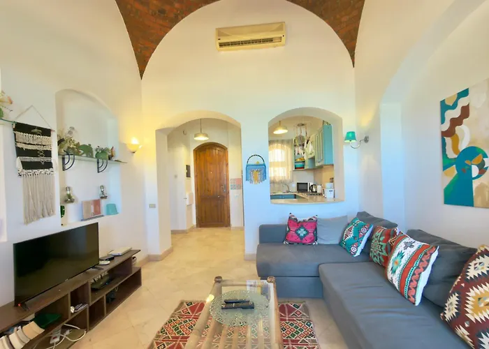 Lagoon View 1-bedroom In West Golf El Gouna *
