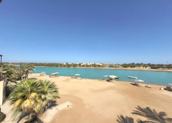 Lagoon View 1-bedroom In West Golf El Gouna Appartement