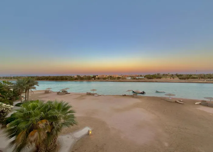 Lagoon View 1-bedroom In West Golf El Gouna Appartement *